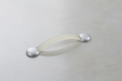 Меблева ручка Poliplast РП-16/128 резиновий білий