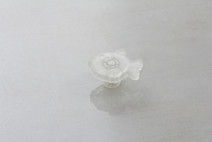 Мебельная ручка "Рыбка" Poliplast РП-27 прозрачный белый