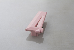 Мебельная ручка Poliplast в виде цифры 