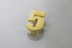 Мебельная ручка Poliplast в виде цифры 