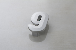 Мебельная ручка Poliplast в виде цифры 