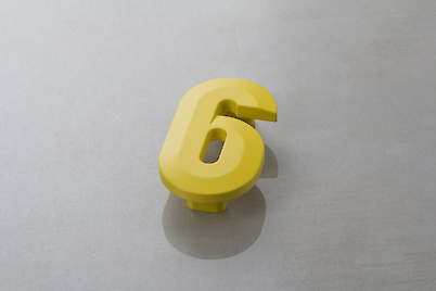 Меблева ручка цифра 