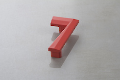 Мебельная ручка Poliplast в виде цифры 