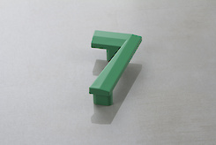 Мебельная ручка Poliplast в виде цифры 