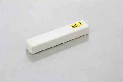 Меблевий віск твердий Heinrich König Ко 141 довжина 8 см, колір RAL 9010