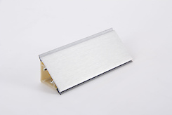 Отбортовка вставка алюмінієва H=30мм L=4200мм срібло BRUSH
