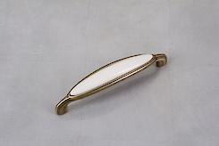 Мебельная ручка Giusti РГ 409 M55.01.00.D1G старое золото + слоновая кость