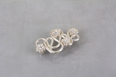 Мебельная ручка Giusti РГ 390 WMN665.074.KRM5 венецианское серебро