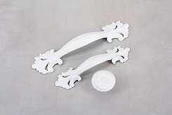 Мебельная ручка-кнопка Giusti РГ 402 WPO2028/35.00N3 белый