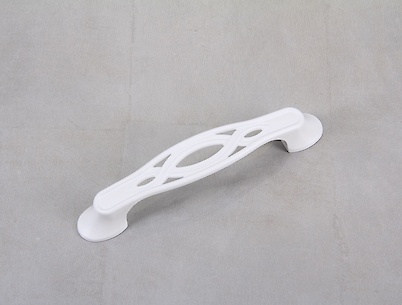 Мебельная ручка Giusti РГ 412 WMN536.096.00S5 белый