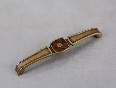 Мебельная ручка Giusti РГ 510  WMN.716.160.MGD1 старое золото + темный перламутровый