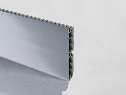 Цоколь кухонний пластиковий Scilm h=150мм L=4000мм під алюміній гладкий