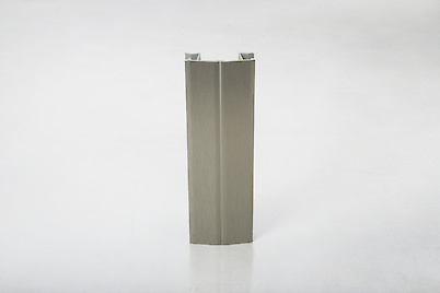 Куточок регулюємий Scilm для пластикового цоколя H=150 мм під нержавійку