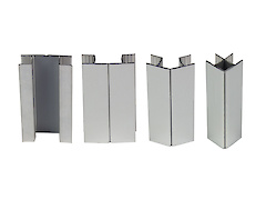 Уголок регулируемый Scilm для пластикового цоколя H=100 под алюминий гладкий 