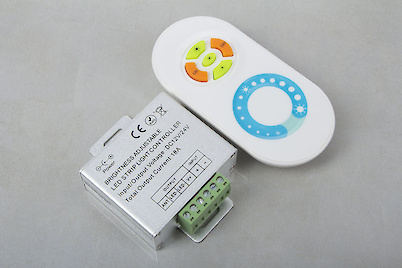 О Контроллер с пультом, сенс. 12V  (диммер), 18А